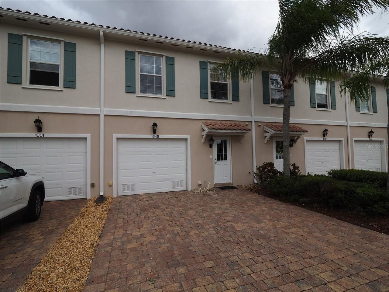 1649 Napoli Dr W - Photo 3 of 3