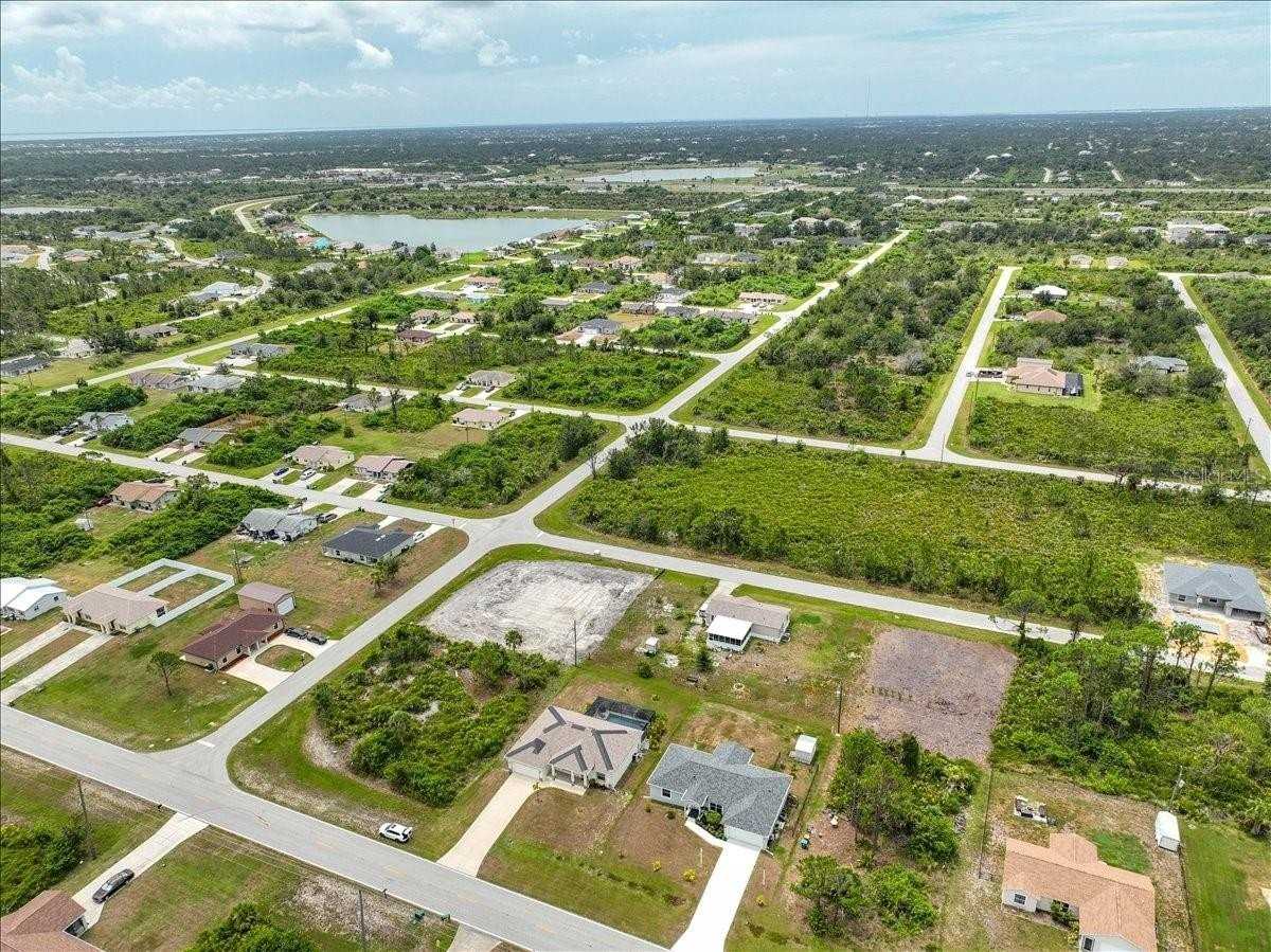 11707 Willmington Blvd - Photo 5 of 33