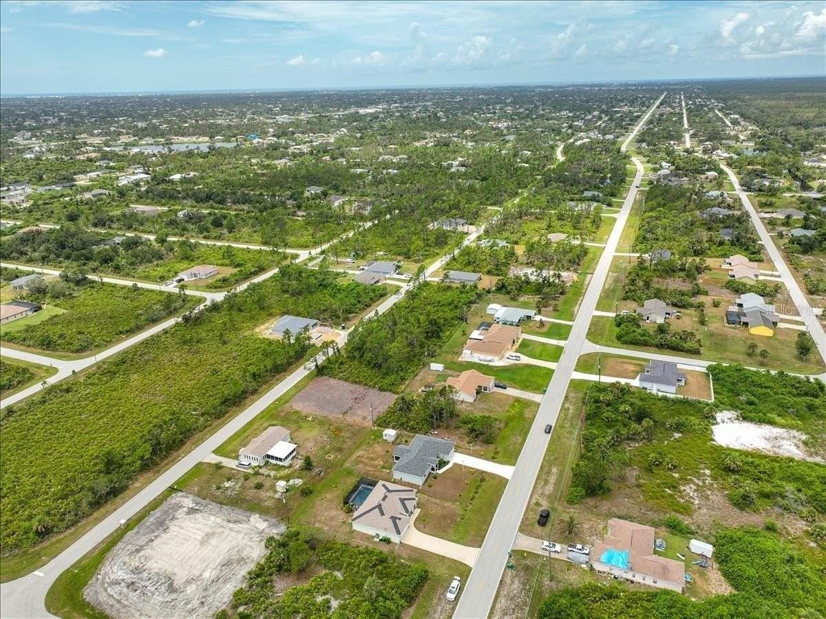 11707 Willmington Blvd - Photo 7 of 33