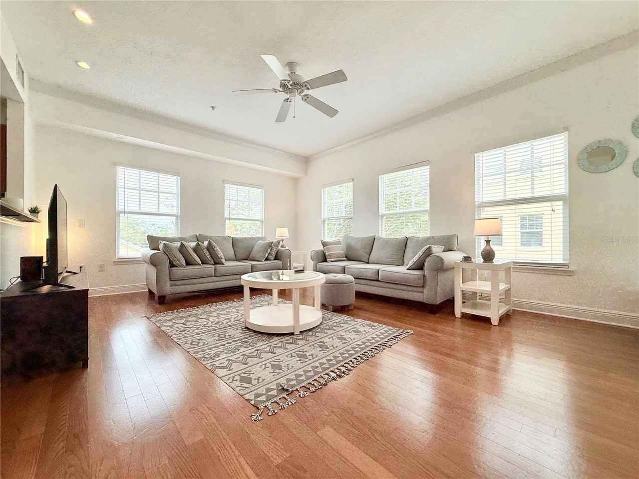 630 Blue Taverna Ln - Photo 7 of 20