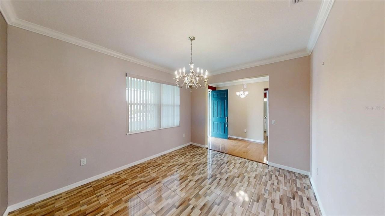 9273 Sw 91st Court Rd - Photo 5 of 38