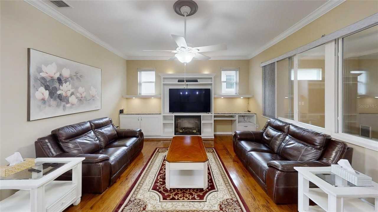 9273 Sw 91st Court Rd - Photo 7 of 38