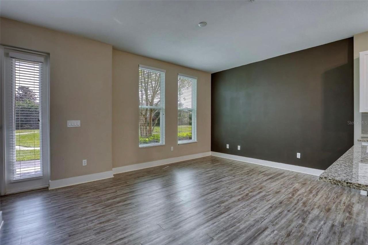 1801 Houston St - Photo 6 of 32