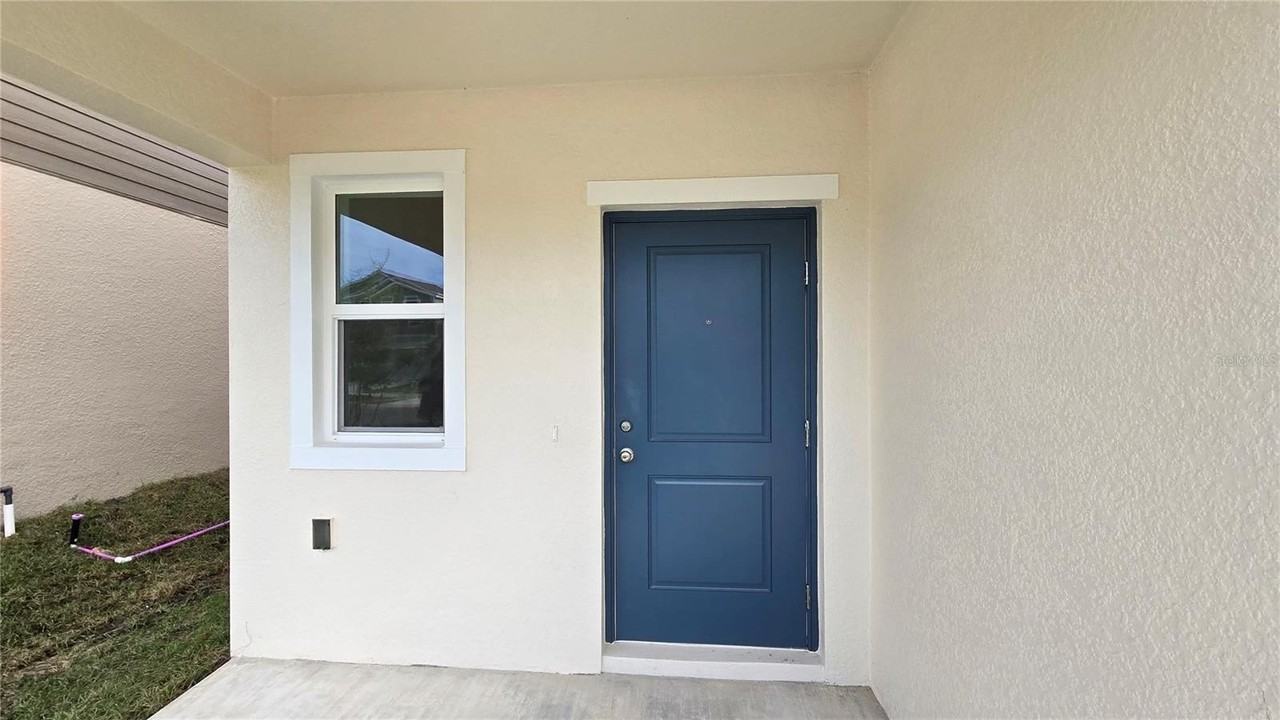 3363 Alexander Dr - Photo 4 of 47