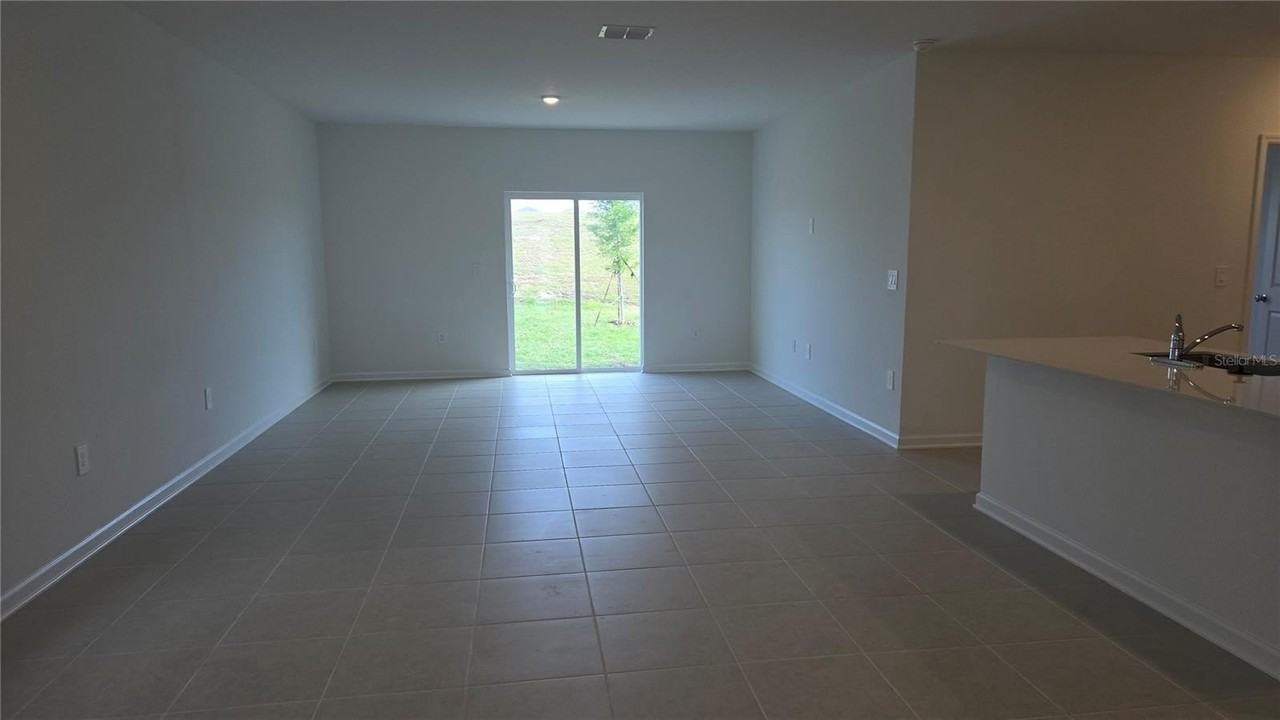 3363 Alexander Dr - Photo 6 of 47