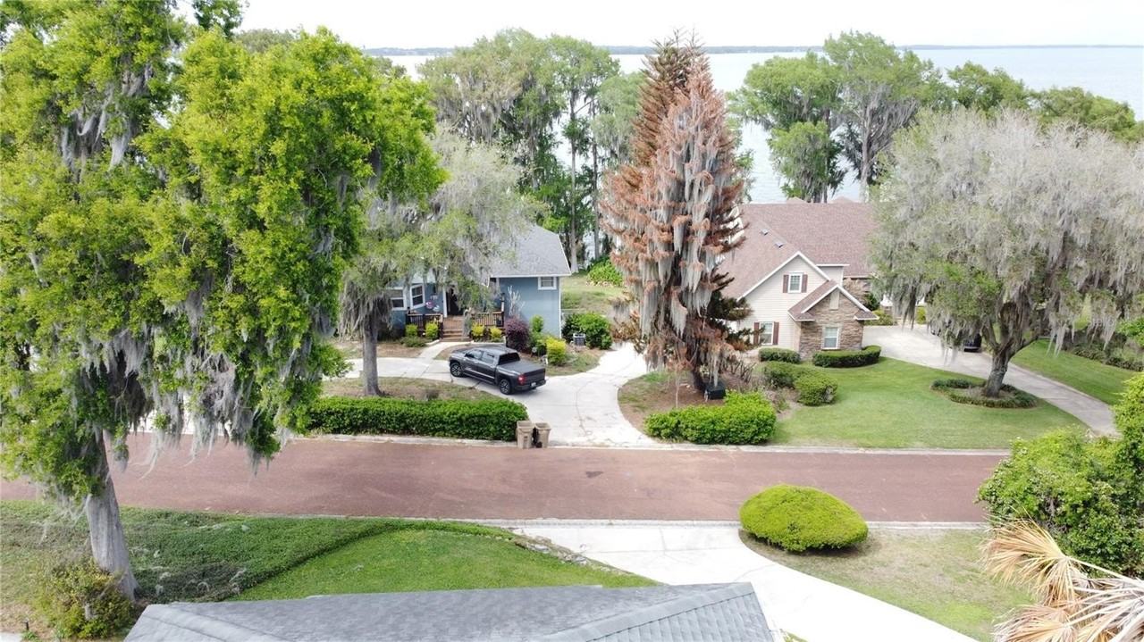 6846 Lake View Dr - Photo 6 of 50