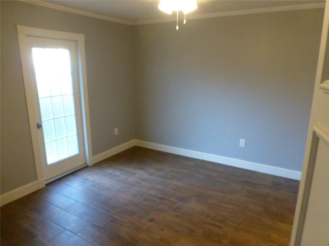 1890 Wolford Rd #5 - Photo 6 of 29