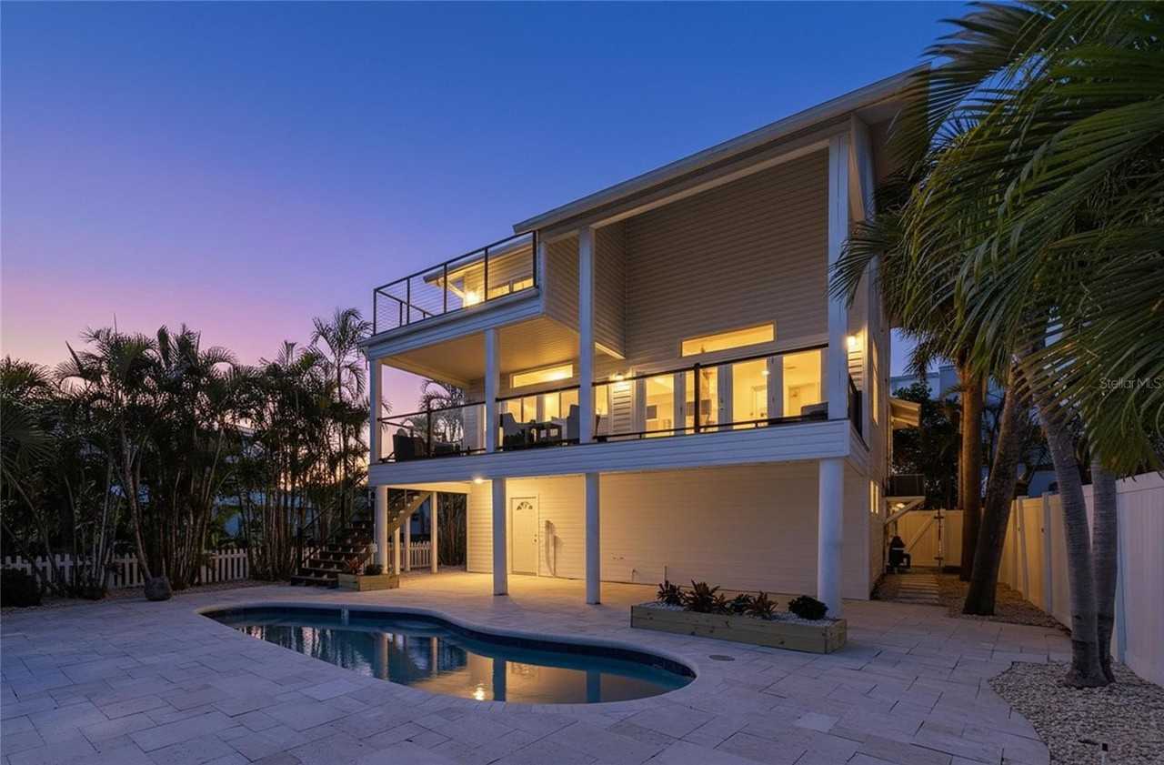 8485 Blind Pass Dr - Photo 3 of 50