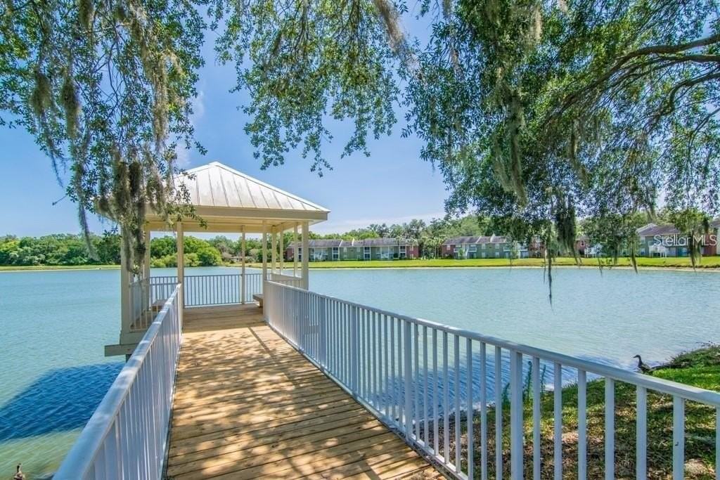 221 Lake Brook Cir #203 - Photo 6 of 29