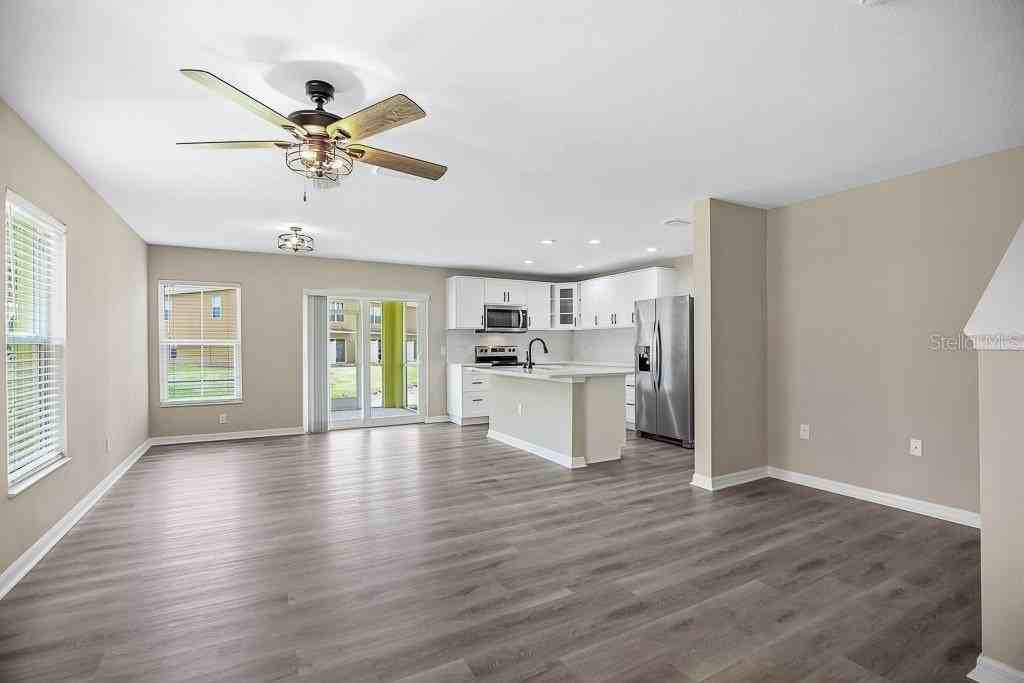 10831 Johanna Ave - Photo 7 of 29