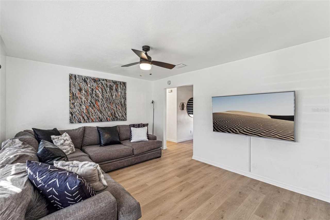 2000 57th St N - Photo 4 of 21