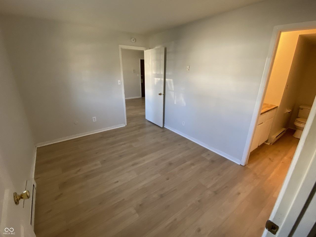 701 S 14th St #2B - Photo 7 of 9