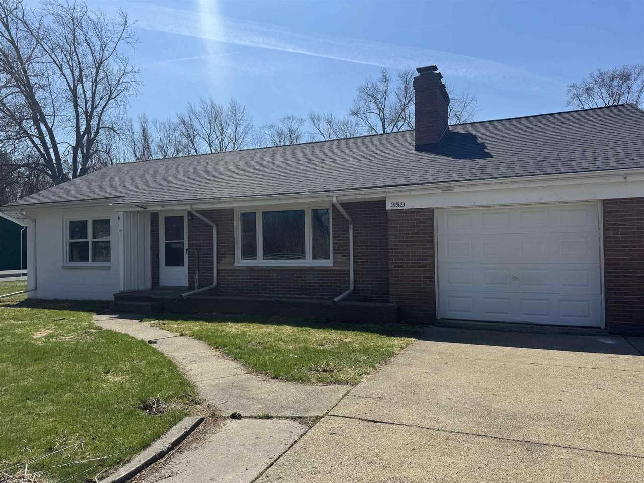 359 Sherwood Ln - Photo 2 of 25