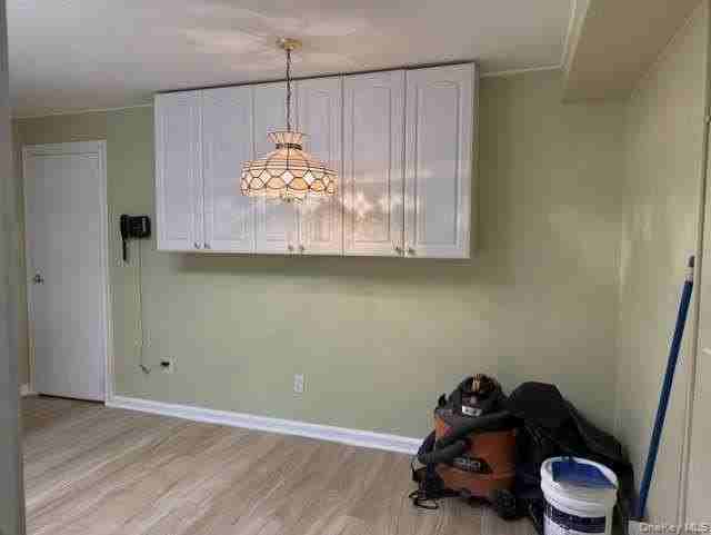 519 Fowler Ave 1st Fl - Photo 3 of 15