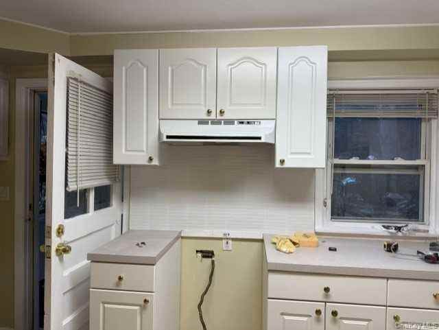 519 Fowler Ave 1st Fl - Photo 7 of 15