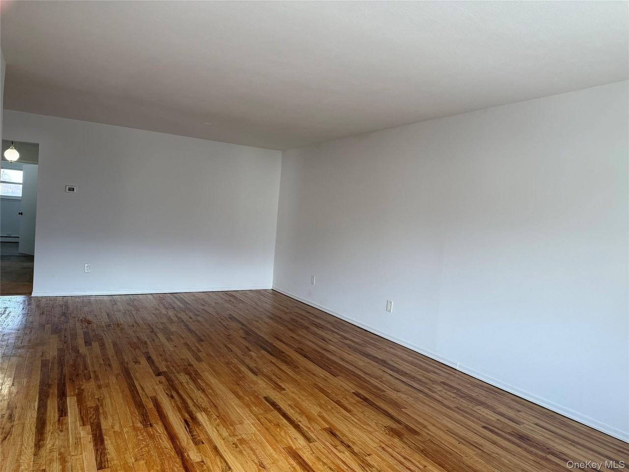 17 Valerie Dr - Photo 5 of 13