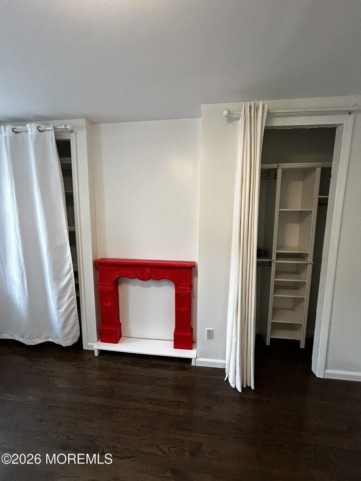 63 Madison St Apt 5 - Photo 4 of 20