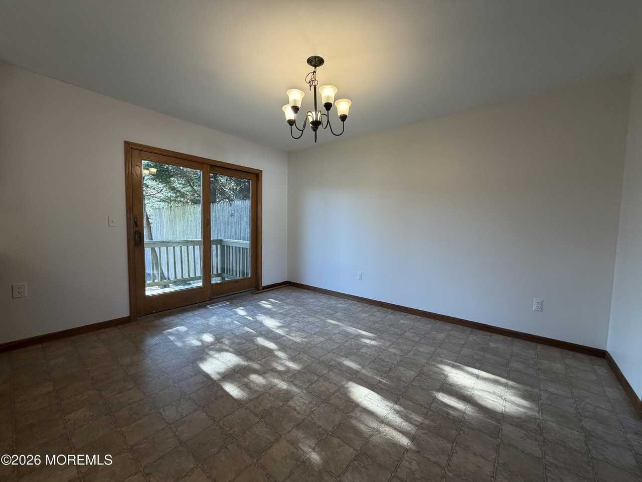 1310 George St - Photo 5 of 29