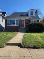 featured image of 9 Howland Ave Unit 1