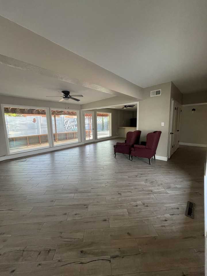 5113 Wally Dr #1 - Photo 7 of 30