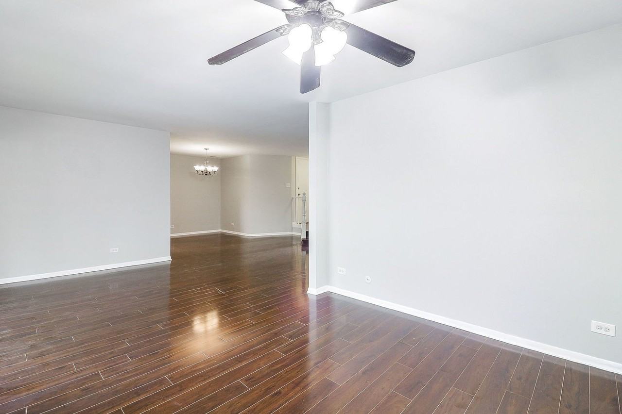 1782 Gloucester Ct Apt B - Photo 4 of 16