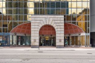 10 E Ontario St Apt 904 - Photo 1 of 1