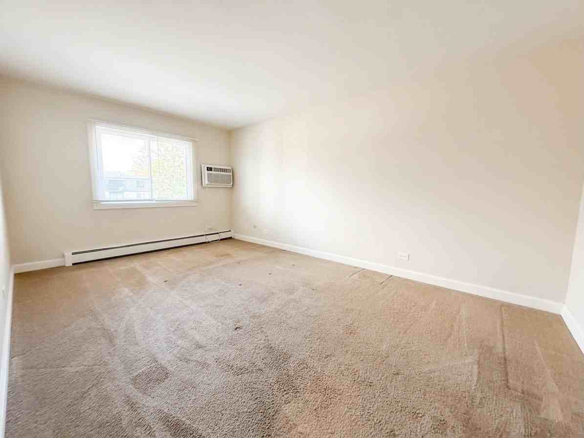 915 Westmoreland Dr Apt 9 - Photo 7 of 11