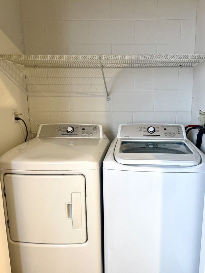 255 N Sacramento St Apt D - Photo 7 of 12