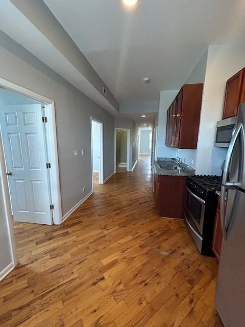 2300 S Ridgeway Ave Apt 3n - Photo 3 of 16