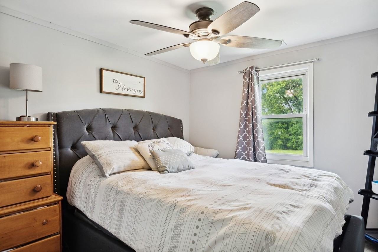 300 Pauline Ave Unit B - Photo 3 of 6