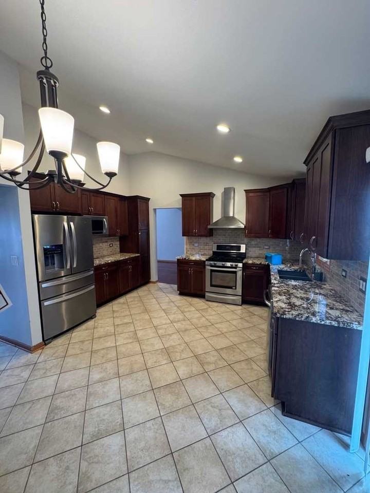 15438 Sulky Dr - Photo 6 of 12