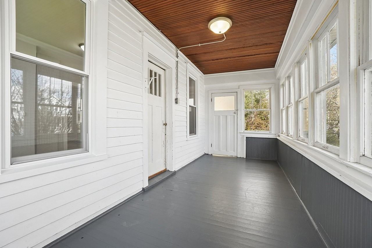 906 State St - Photo 7 of 20