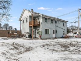 featured image of 3 E Main St #1