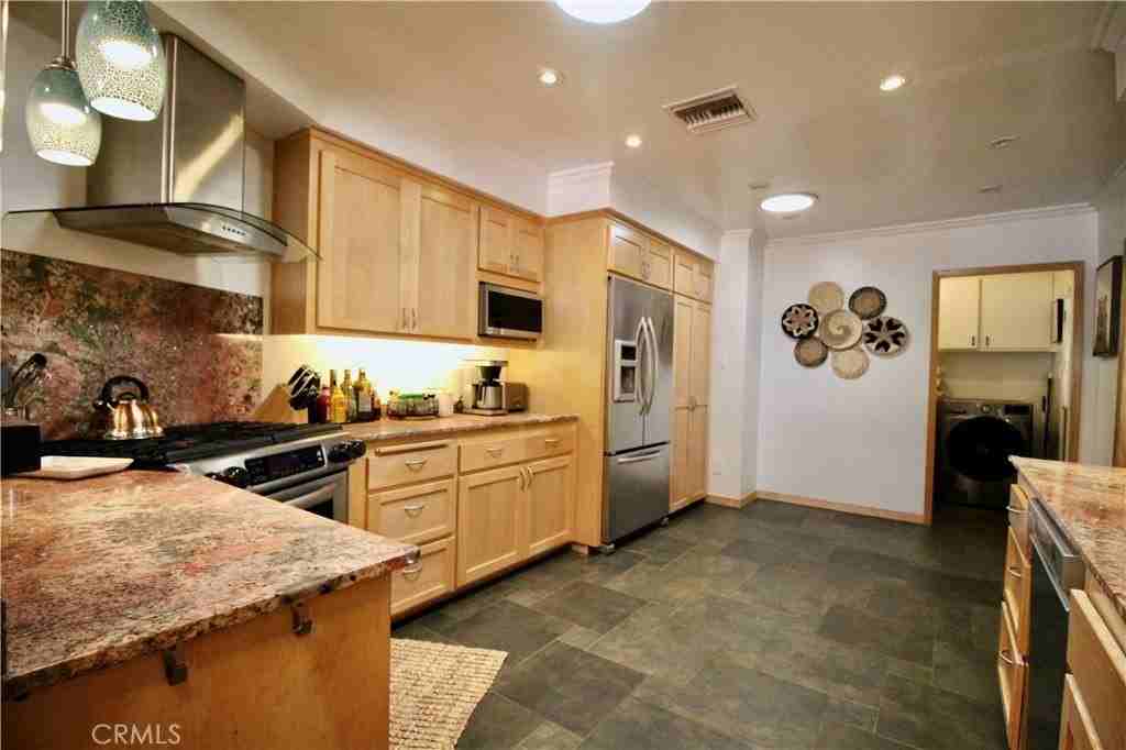 4968 Reforma Rd - Photo 6 of 25