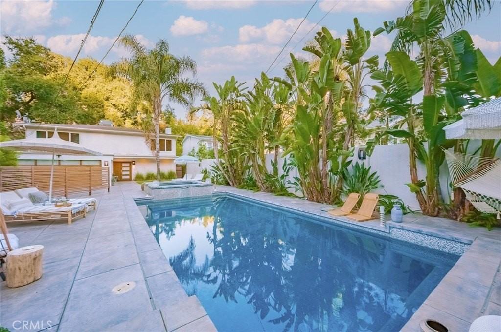 4444 Canoga Ave - Photo 4 of 36