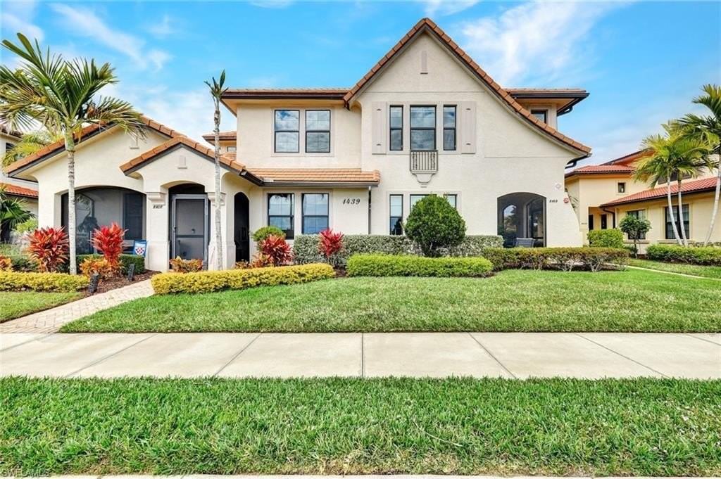 1439 Santiago Cir Unit 2101 - Photo 2 of 17