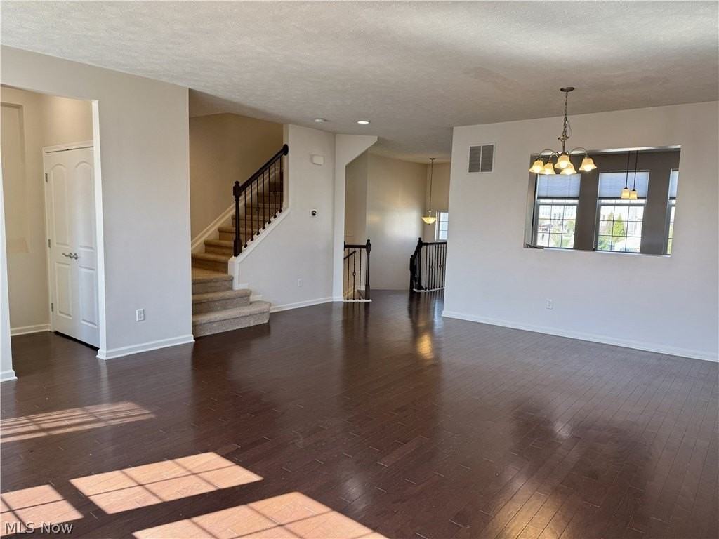 6648 Park Pointe Ct - Photo 3 of 22