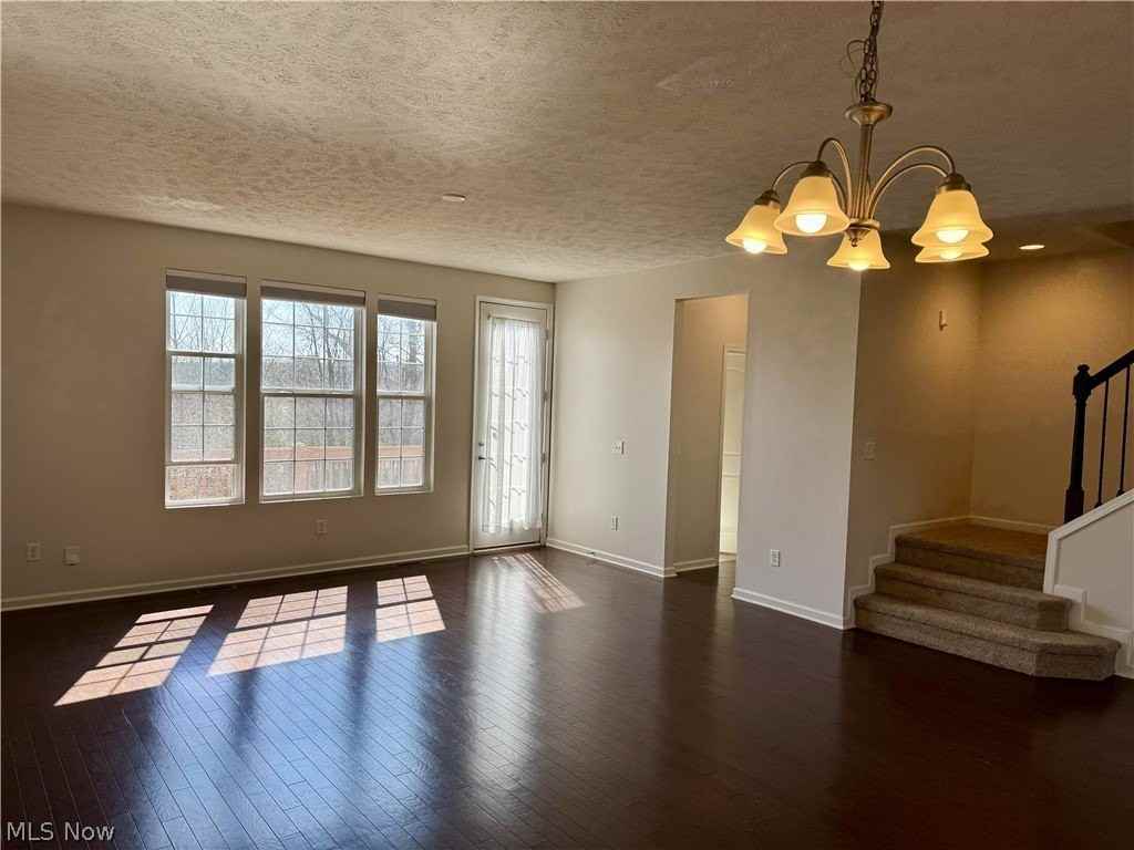 6648 Park Pointe Ct - Photo 4 of 22