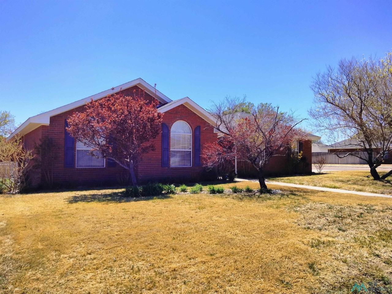 2301 Reese Dr - Photo 3 of 50