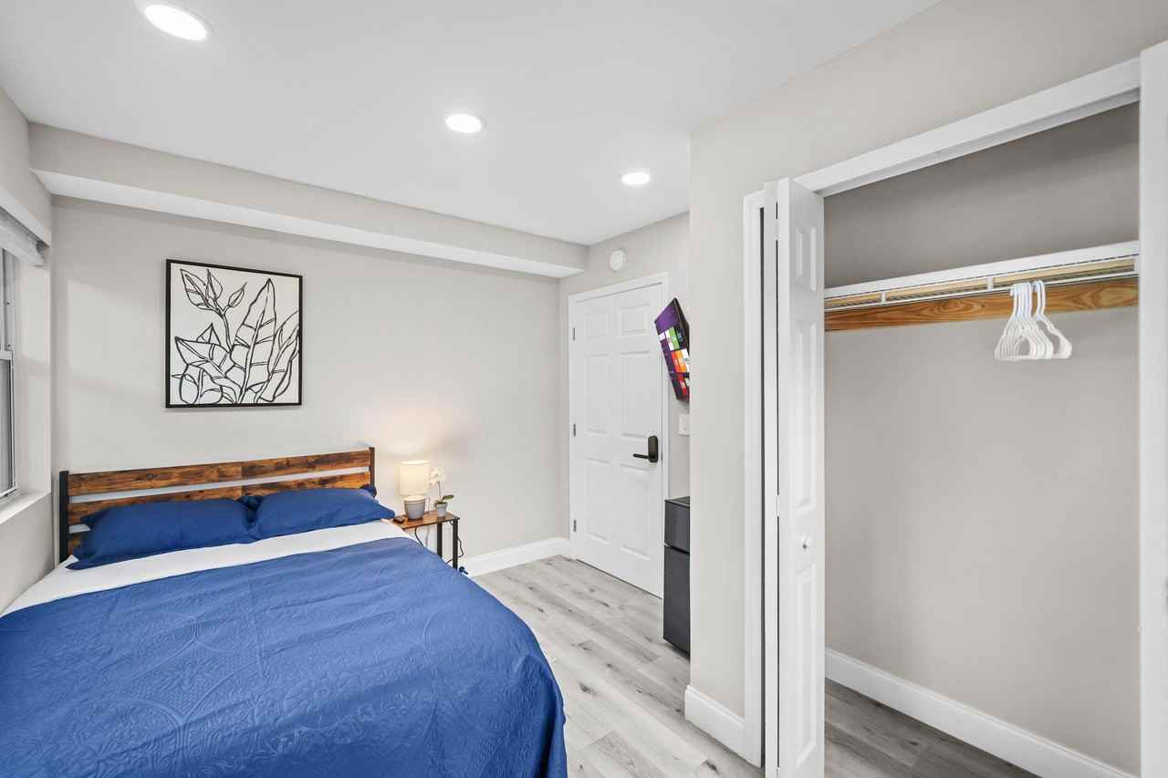 Grandy Ave - Photo 2 of 22