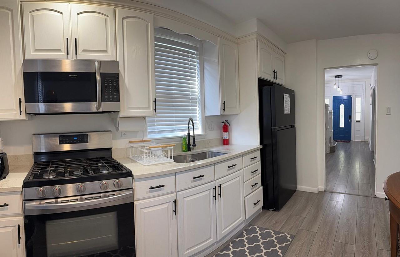 Eleanor St - Photo 5 of 10