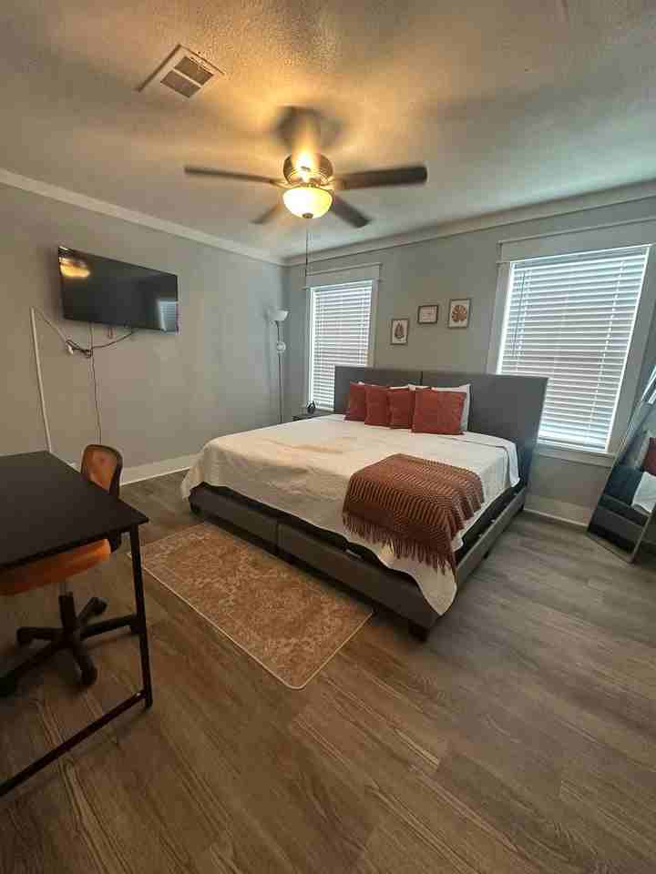 Summers St - Photo 5 of 7