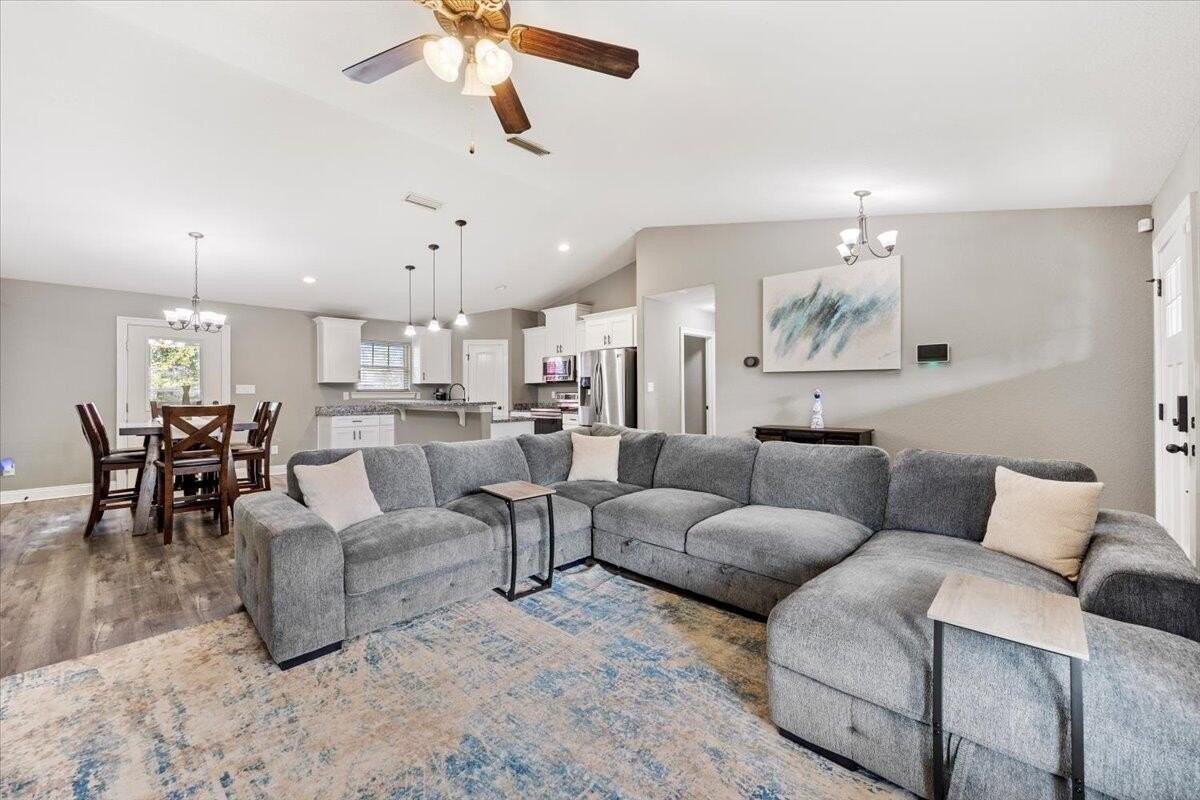 5424 Maverick Ln - Photo 6 of 28