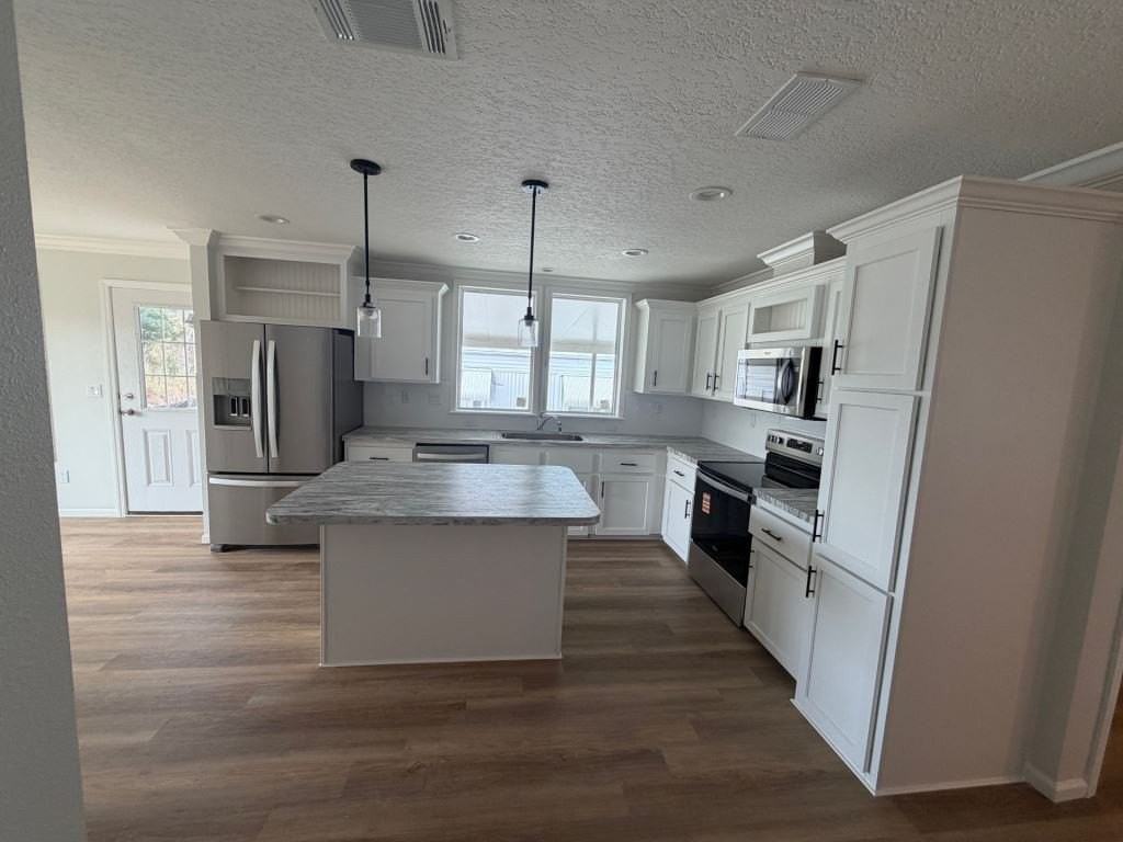 388 Sunshine Dr #388 - Photo 3 of 13