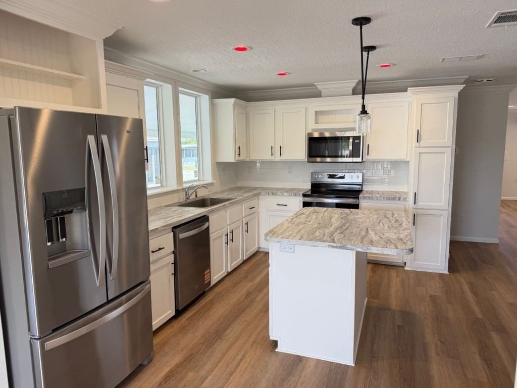 388 Sunshine Dr #388 - Photo 4 of 13