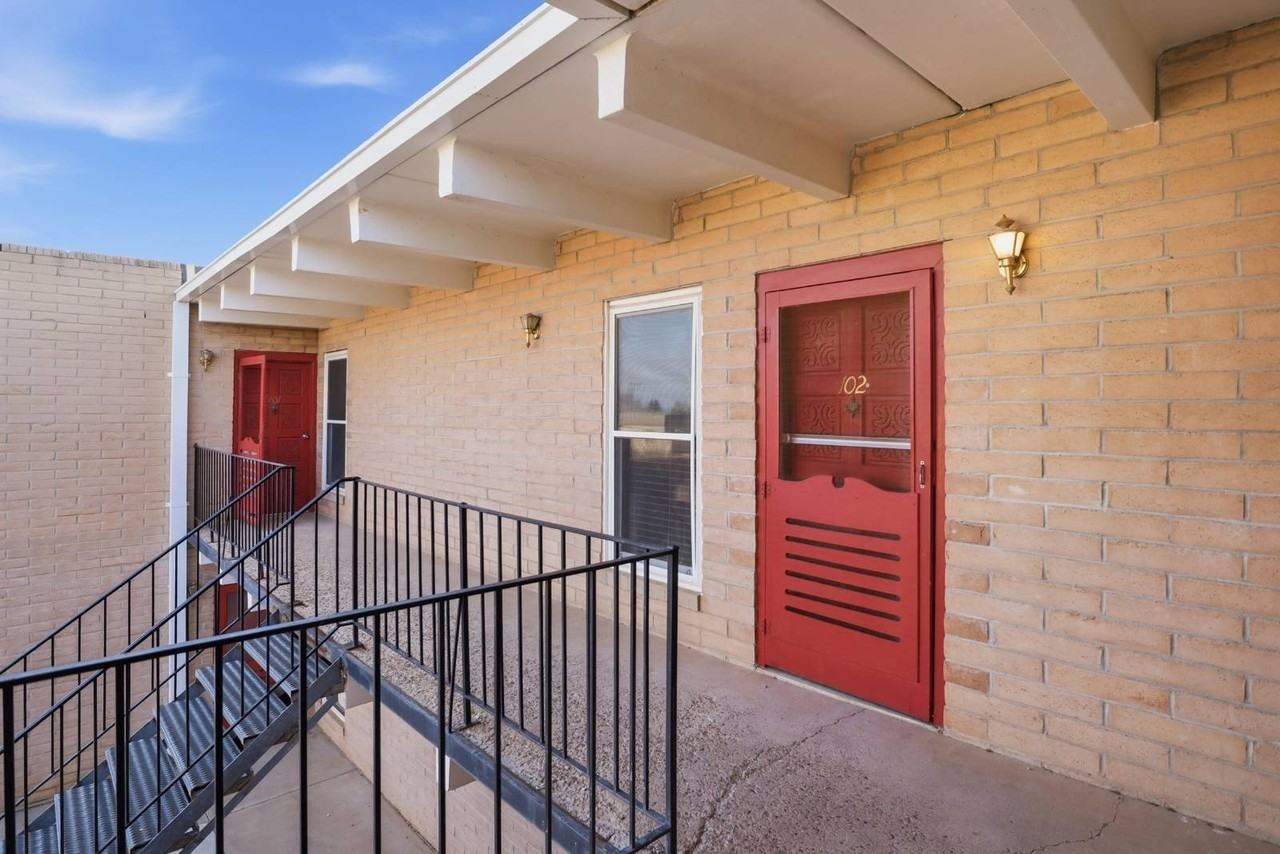 500 Ne 15th St #102 - Photo 7 of 31