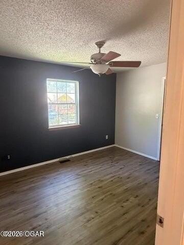 2632 E Yuma St - Photo 5 of 10