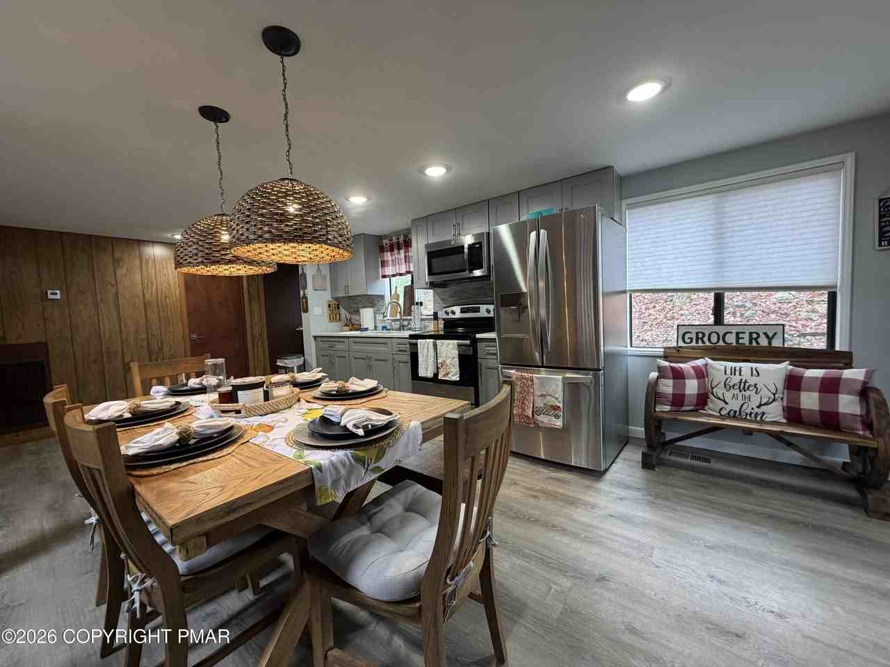 128 Ansted Ct - Photo 4 of 15