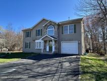 960 Cricket Ln - Photo 1 of 1