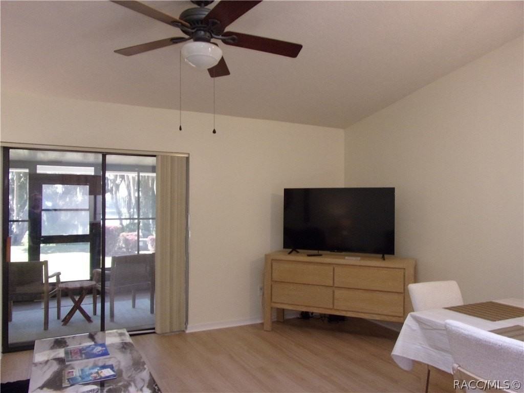 876 Pritchard Island Rd - Photo 6 of 29